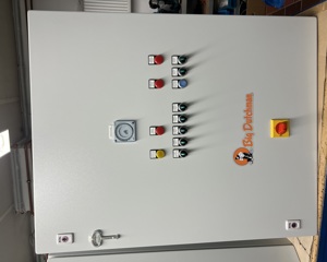 Control cabinet layer house - UV600 2r/4t - feeding / egg co